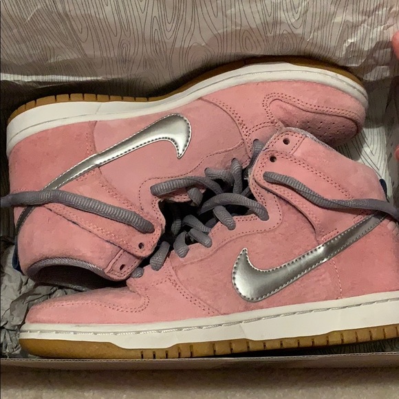 Nike SB- When Pigs Fly main image 4